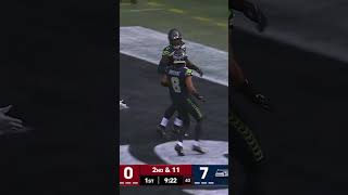 Watch out for D-Law 😤 📺: Download the Seahawks app to watch more highlights