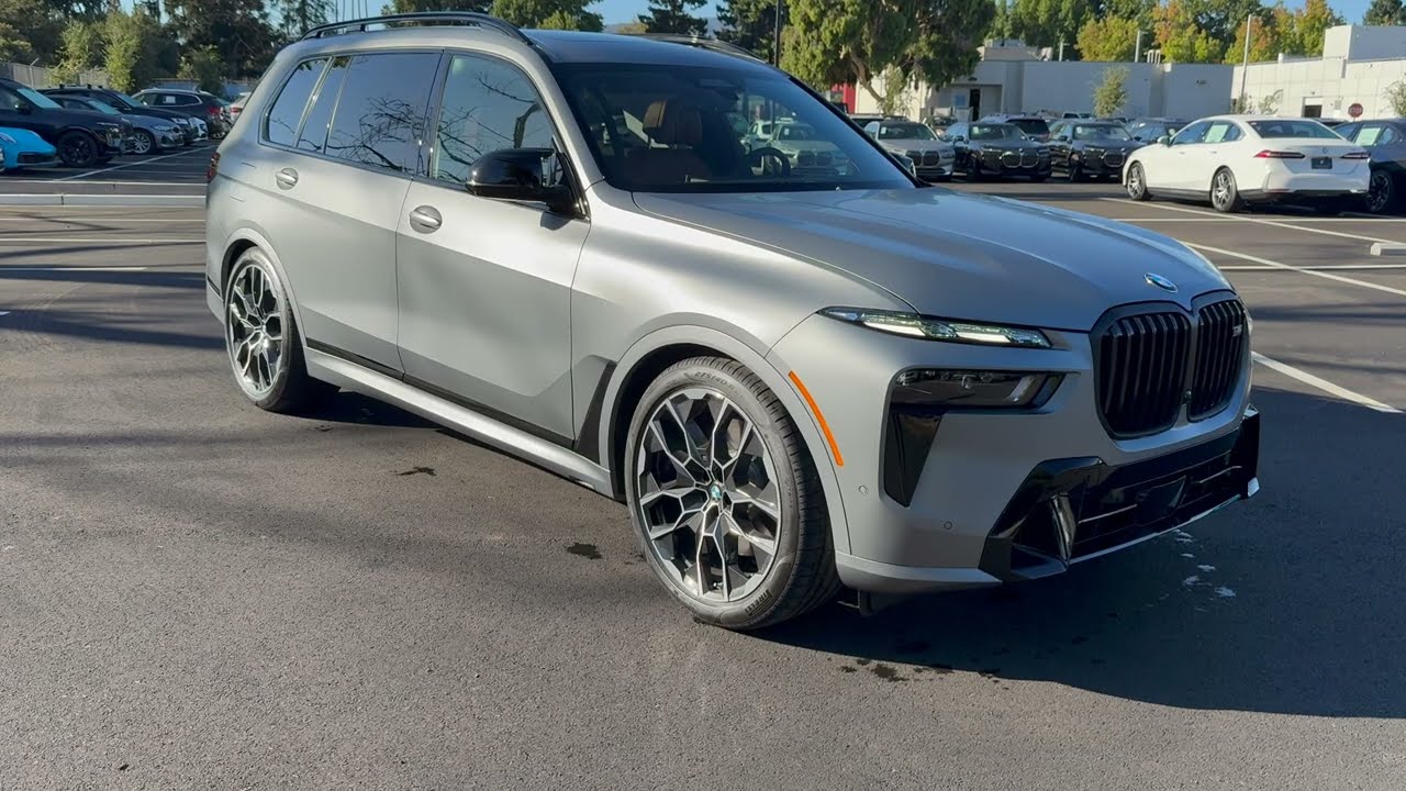 Introducing the 2025 X7 M60i in Frozen Pure Grey | 4K - YouTube