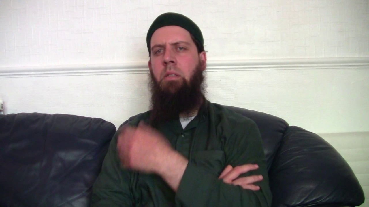 Why do Muslim men grow beards?? 