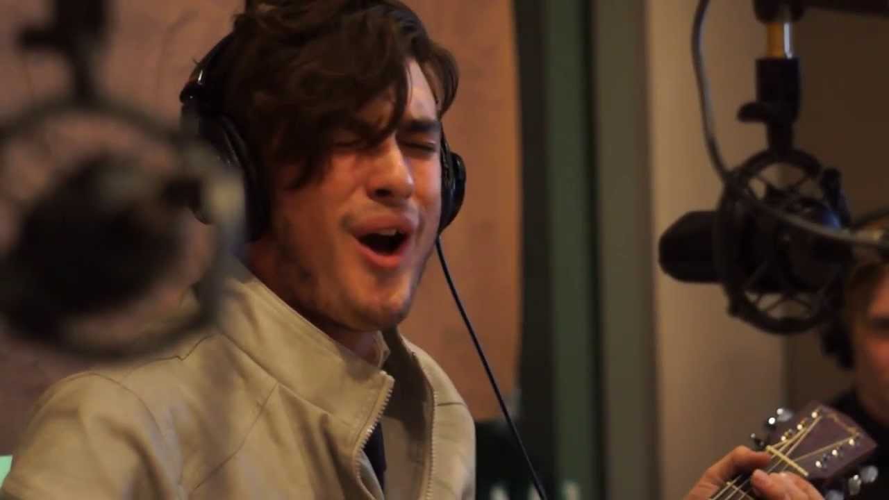 The Moxies - "Rain Dance" (Acoustic)