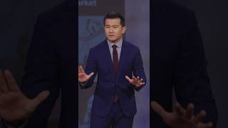 “Clearly this person doesn’t know what’s going on in the world right now” Ronny Chieng #tdsthrowback