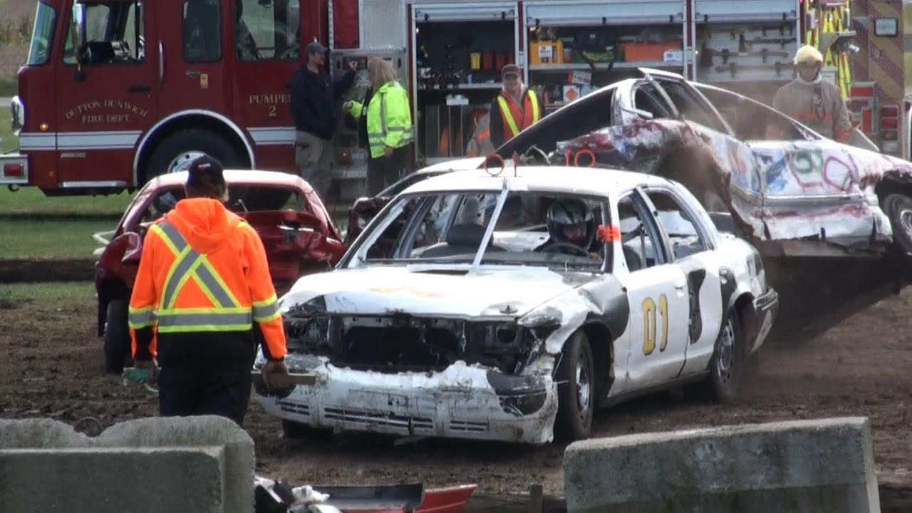 Wallacetown Fair Demolition Derby 2015 Heat 8 (Feature) YouTube