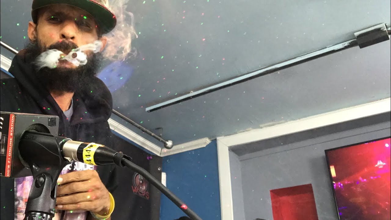 Scrogging With The Scroger