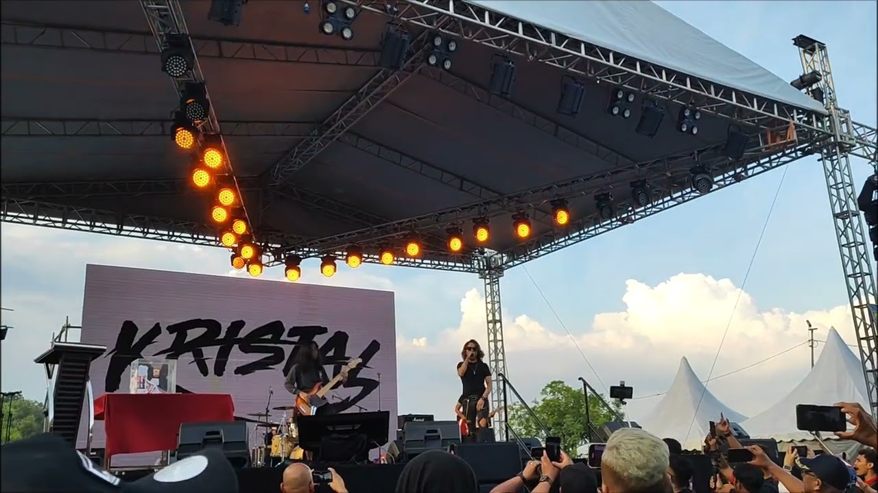 Kristal - Memburu Impian Live MAEPS Serdang Mega Bike Week