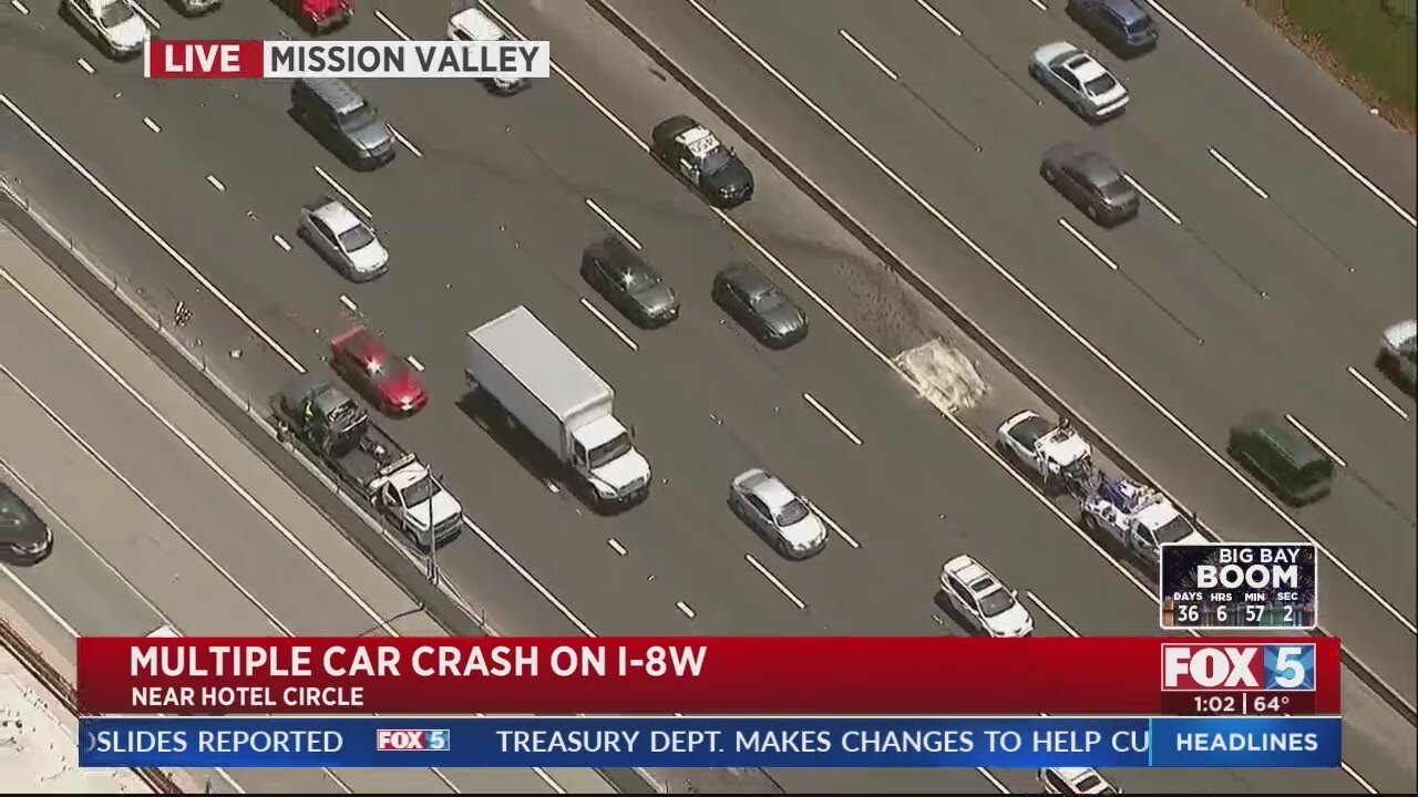 Multi-car crash backs up traffic on I-8 - YouTube