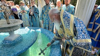 Божественная литургия в Свято-Успенском монастыре.День памяти иконы Богородицы «Живоносный Источник»