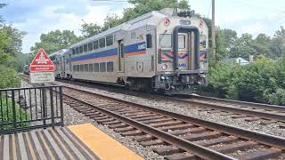 Marc commuter rail trains at laurel station