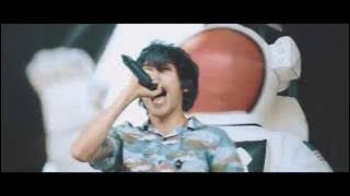 Download lagu Crown The Empire - Zero (Warped Tour Video)