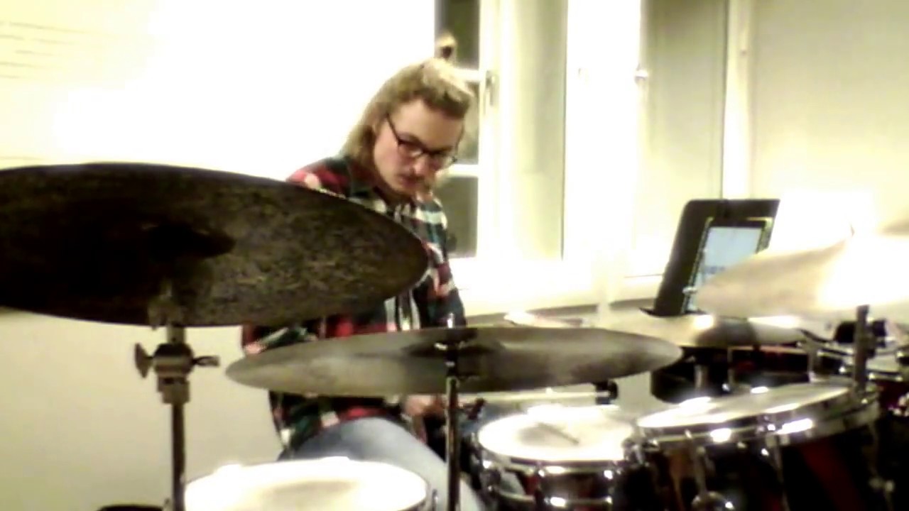 Two Bass Hit  - Philly Joe Jones(Drum Solo/fill ish)