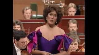 Kiri Te Kanawa  'Kiri Sings Mozart'