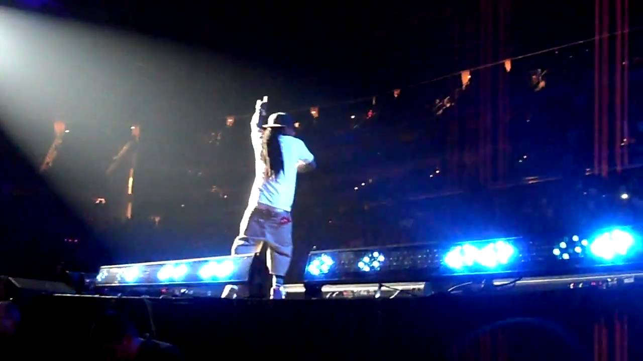 LIL WAYNE APRIL 16TH HOUSTON TOYOTA CENTER - YouTube