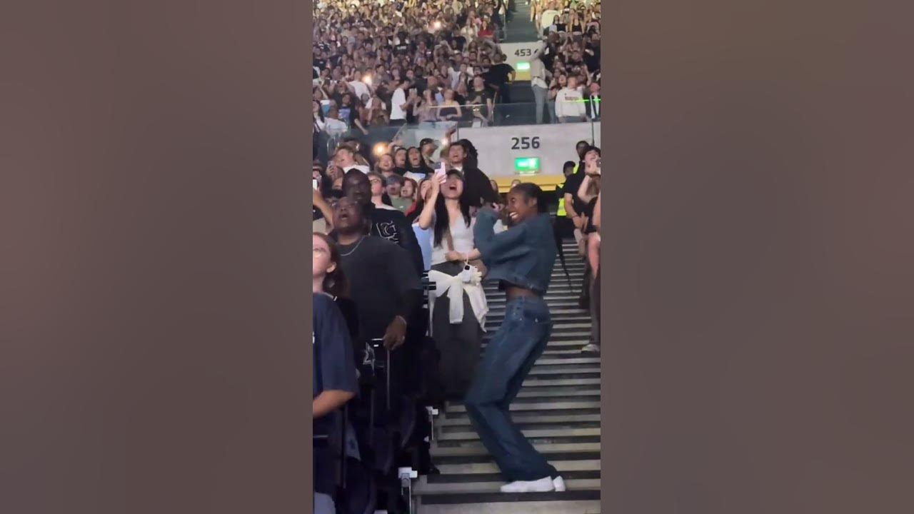 She got them moves🔥 "Not Like Us" Live @ London #GrandNationalTour