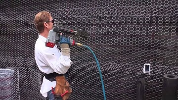 Plaats latten vóór het stucwerk