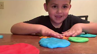 PLAY DOH