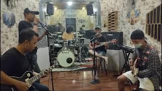 The Rock - Munajat Cinta cover By Keris #Live