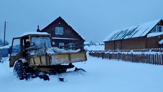 Т16 перевозка дров по глубокому снегу