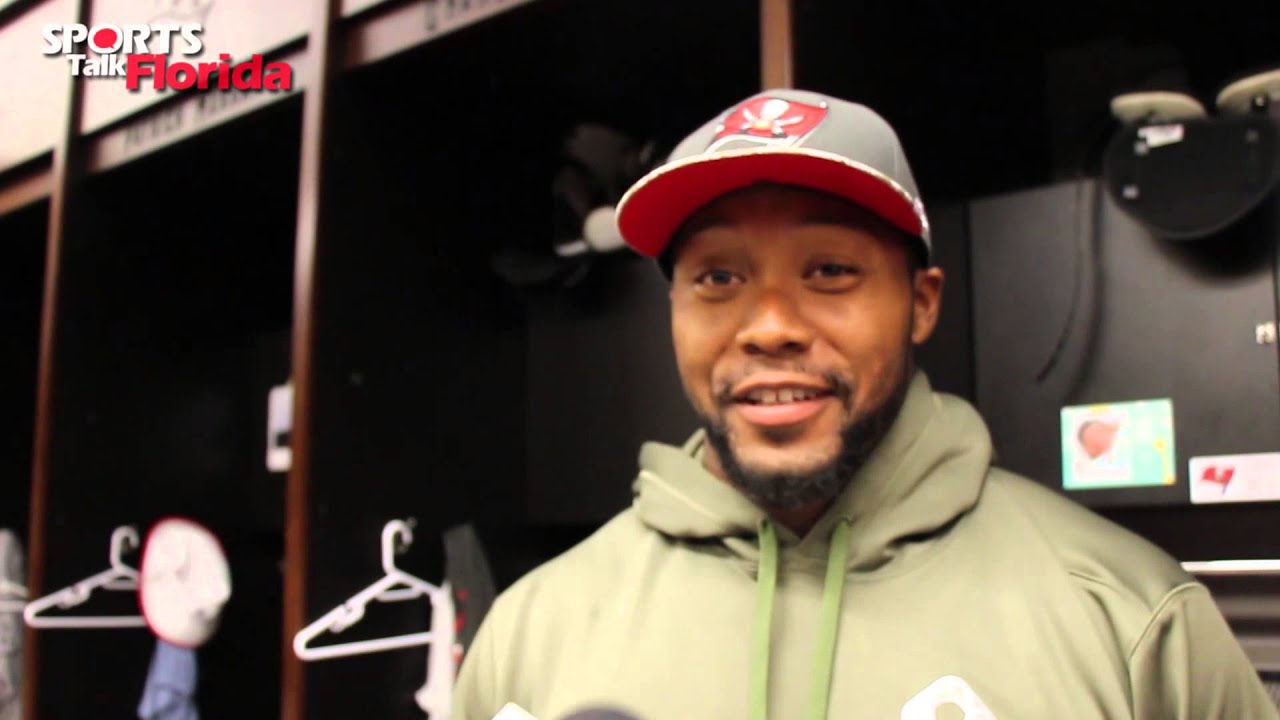 talkan katliamı Bucs LB Danny Lansanah Previews Bucs at the Lions