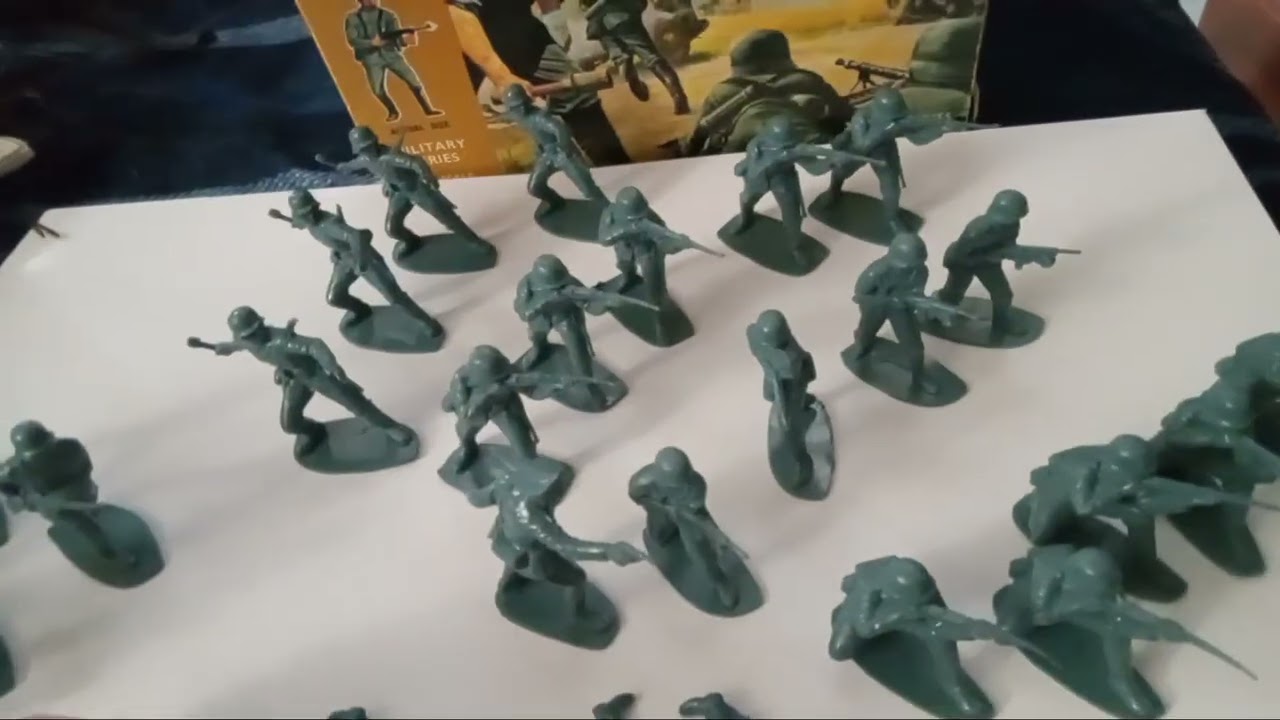 Airfix German Infantry 1/32 scale, brown box.