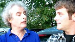 Pete Feenstra Talks To Wt Travis Feaster Band , Sutton, 15.08.2010