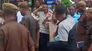 U 201 Za Mbowe Mahabusutazama Jinsi Alivyoingia Mahakamani Leo