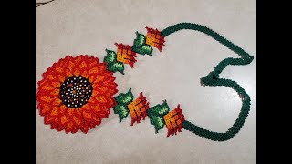 Collar de flor huichol 3D en chaquiras 3/3