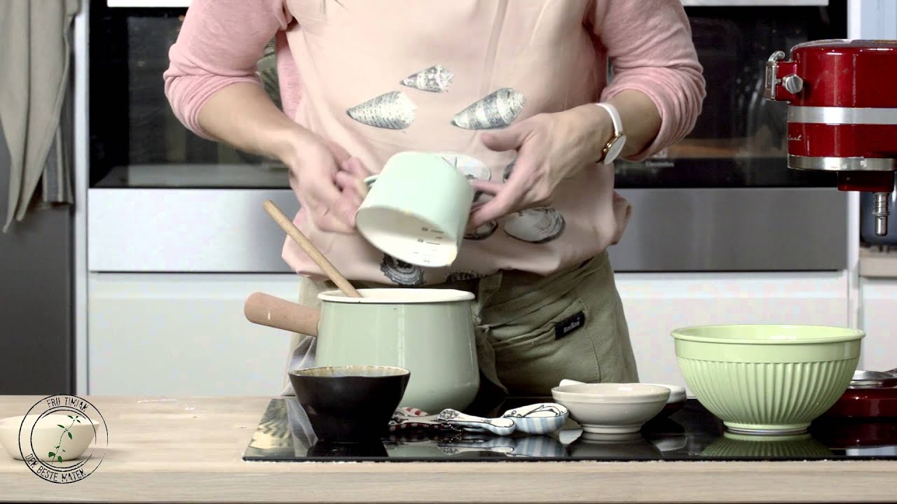 Krydderkake med sjokoladeglasur - med Fru Timian