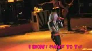 I Don&#39;t Have To Try - Avril Lavigne Live In Rome