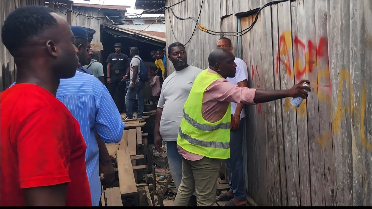 DÉGUERPISSEMENT : CHARBONNAGES ET CARREFOUR SNI, 72 HEURES POUR PARTIR !