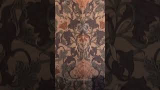 Крупным планом: обои в стиле Уильяма Морриса из коллекции Loymina «Британский сад»