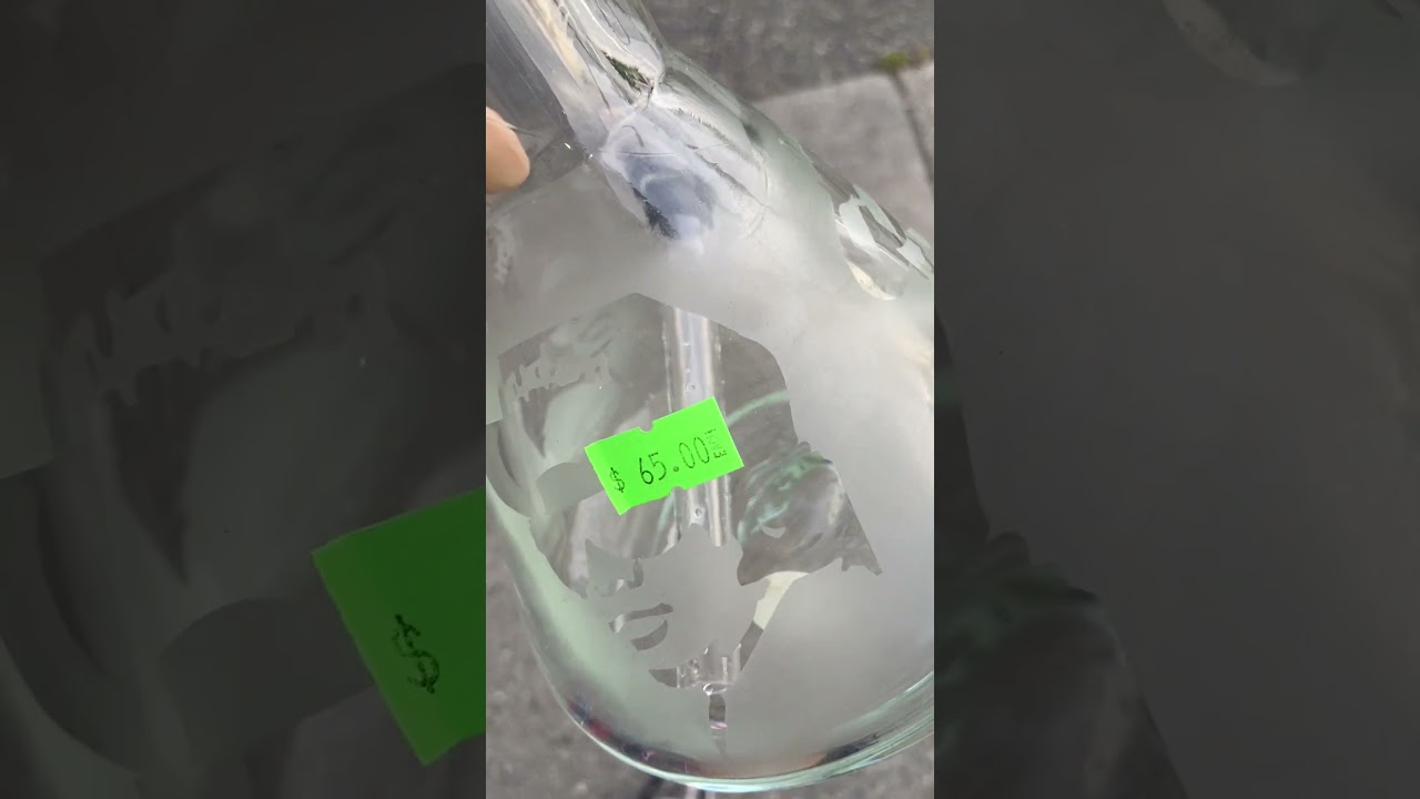 Niko Bh Glass UV reactive sour key bowl