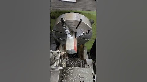 How to make center a cubic shape material  in lathe machine #shorts #lathe