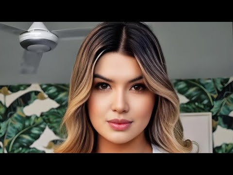 Lina Esmeralda Muñoz Colombian Model & Internet Sensation | Biography