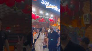مايا رجيل في أول ظهور أمام الجمهور في حفل افتتاح مطعم محمد الماحي بالعاصمة😱👏✌️🇩🇿