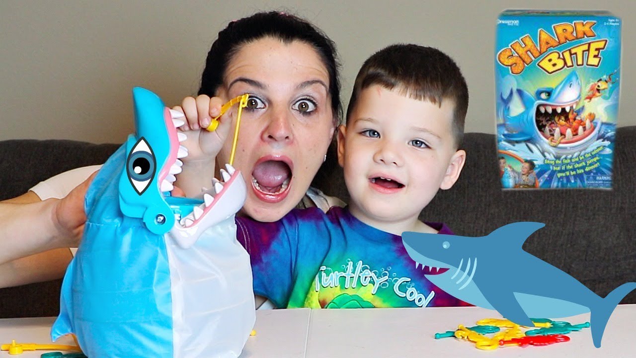 Caleb & Mommy Play Baby Shark Let's Go Fishing Family Fun Game 