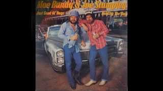 Holding The Bag , Moe Bandy & Joe Stampley , 1979 chords