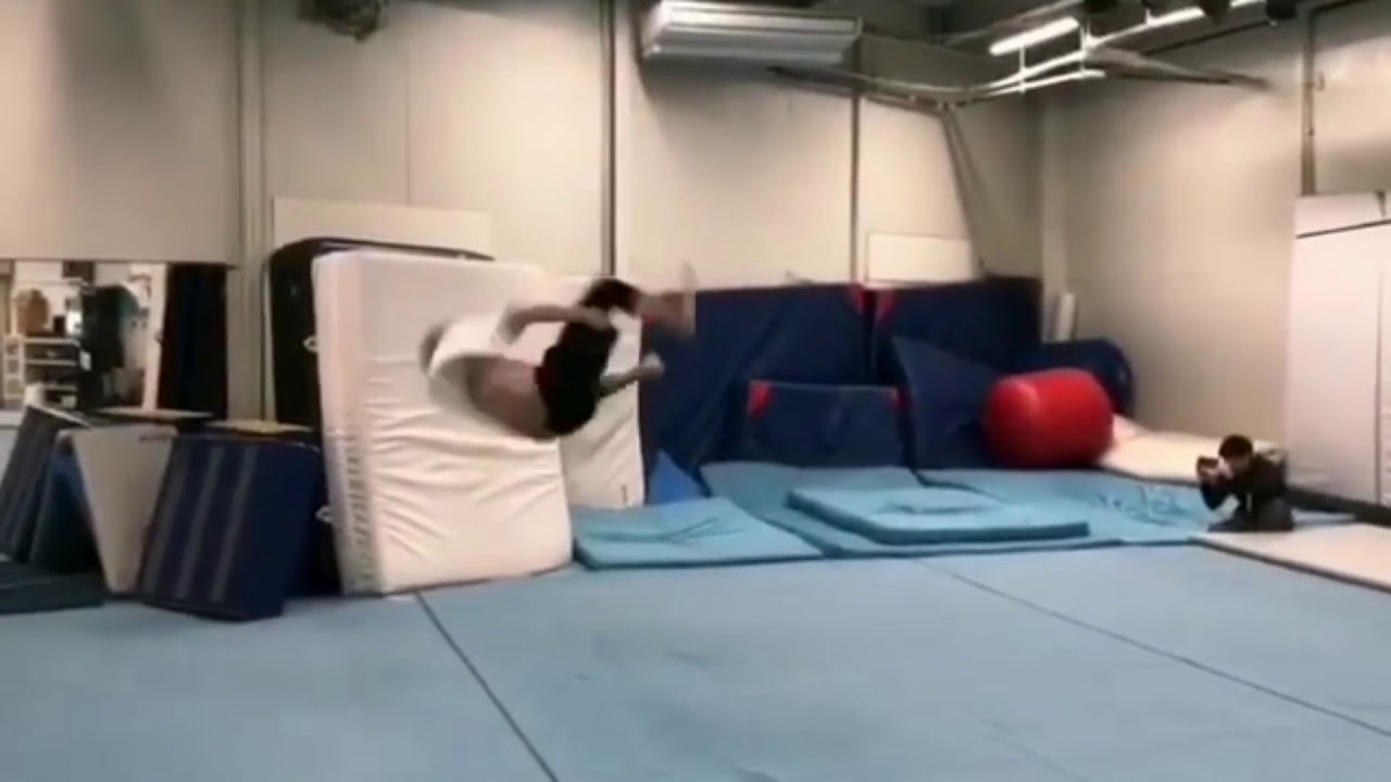 WORLD BEST DOUBLE FULL IN BACK ! (on springfloor)