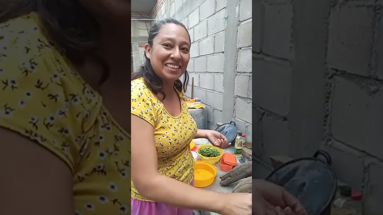 Cocinando sincronizadas de tortillina con chorizo y quesillo
