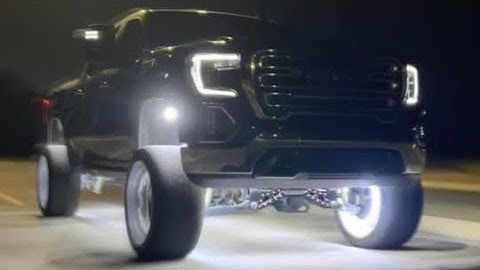 I recreated the forza horizon 2 main menu screen.