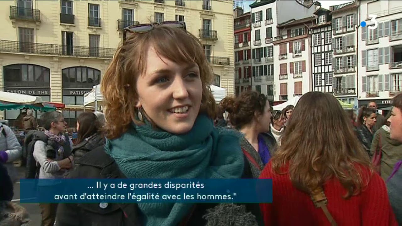 Grève des femmes au Pays Basque - YouTube
