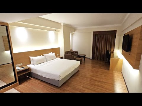 (Newly Renovated) Crystal Crown Johor Bahru Deluxe Room