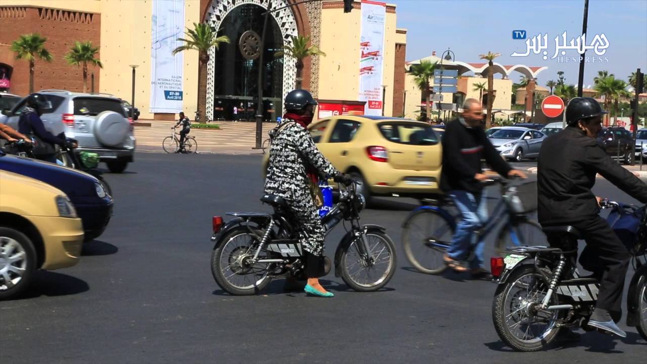 نساء الدراجات بمراكش