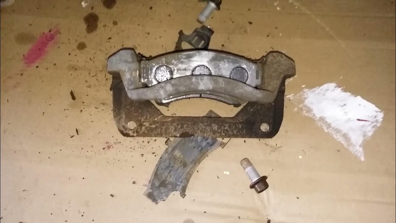LINCOLN MKZ 2012 FRONT BRAKE PADS AND ROTORS REPLACEMENT - YouTube
