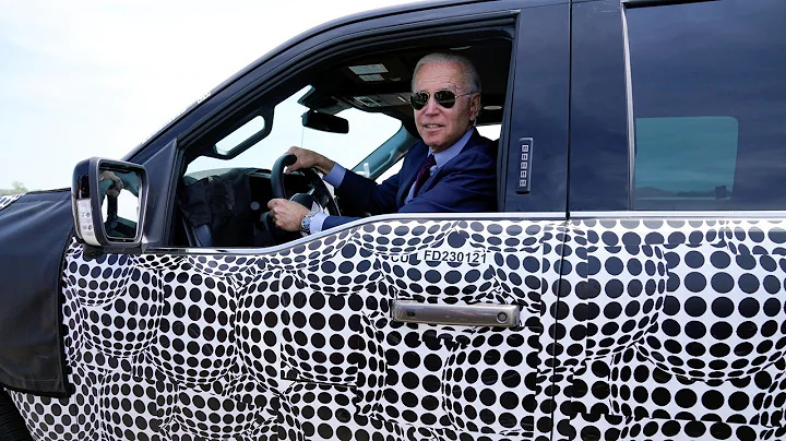 Biden drives away from Israel question, jokes about running down reporter - DayDayNews