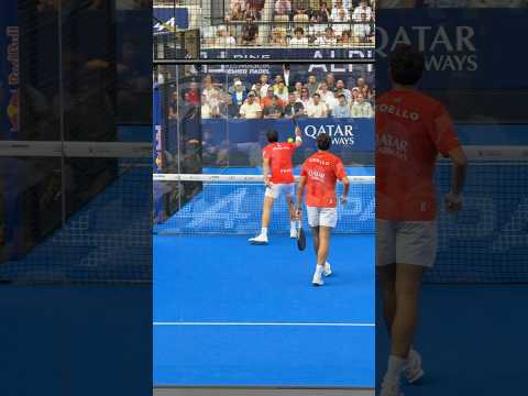 And just like that 💥 #AlpineParisMajor #PadelFIP