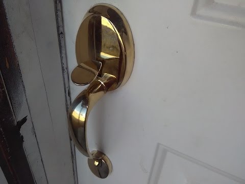 How to clean exterior door hardware