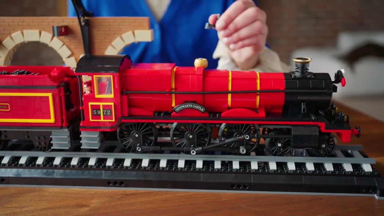 Lego Harry Potter Hogwarts Express Edição Colecionador 76405 - Brinquedos  de Montar e Desmontar - Magazine Luiza