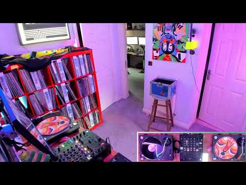 DJ Vinyl Groove Vinly Mix House For A Saturday Evening