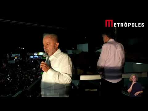 Lula chama Flávio de "ninguém" e pede para ser comparado com Jair Bolsonaro