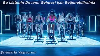 Duyduğunuz Ama Adini Bi̇lmedi̇ği̇ni̇z 40 Yabanci Müzi̇k