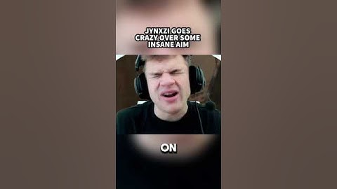 Jynxzi goes crazy over some insane aim  #rainbowsixsiege #r6siege